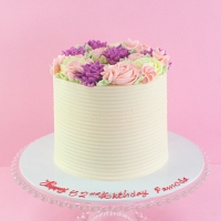 Exquisite Floral Cake